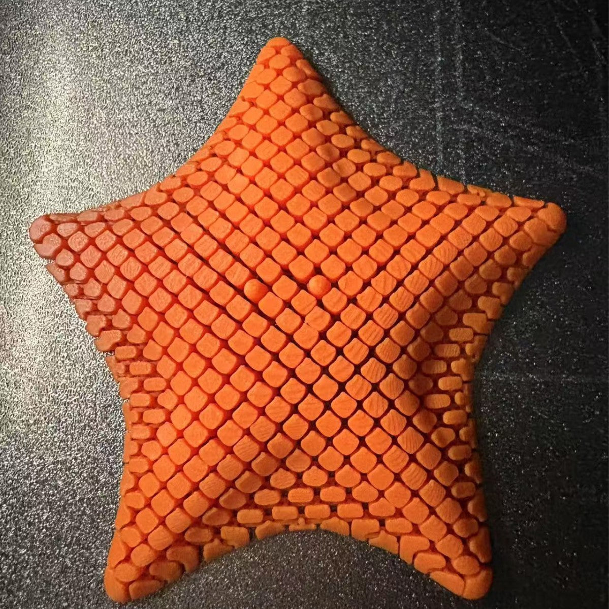 Starfish marine animal figurine with movable joints – a stress-relieving toy