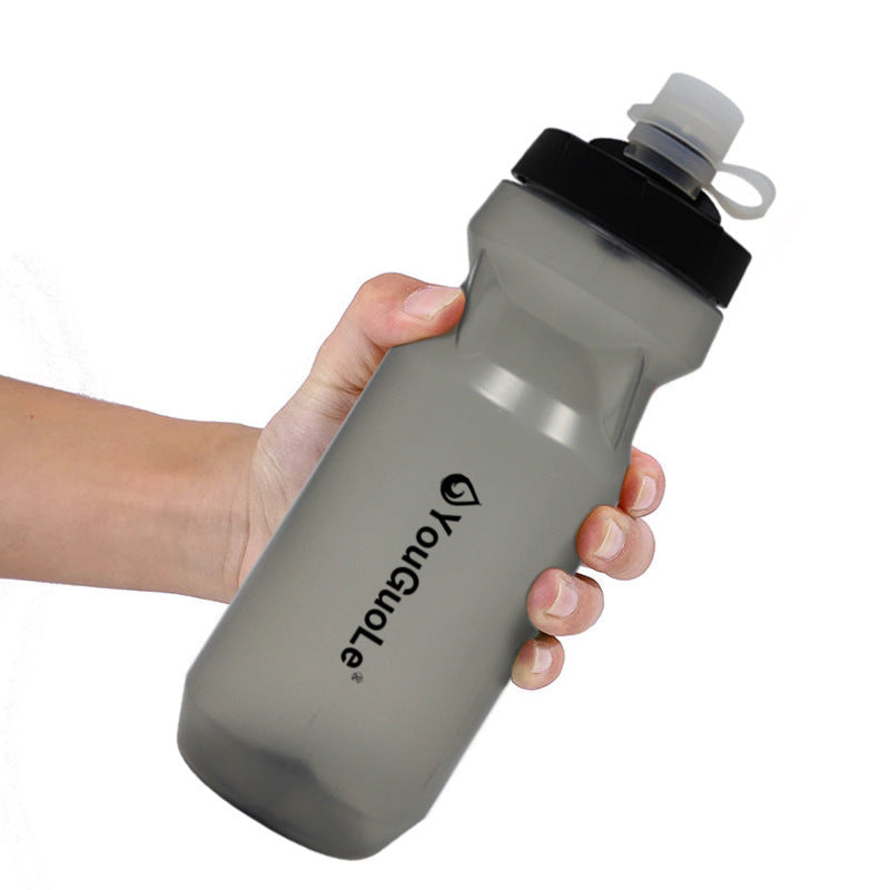 Outdoor cycling bicycle squeeze water bottle