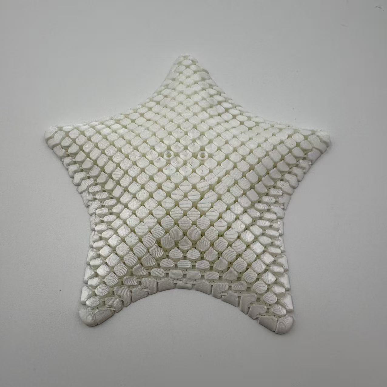 Starfish marine animal figurine with movable joints – a stress-relieving toy