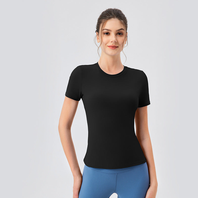 Women's Slim-Fit Yoga Shirt, Quick-Dry Workout Top with Built-in Bra for Summer Fitness