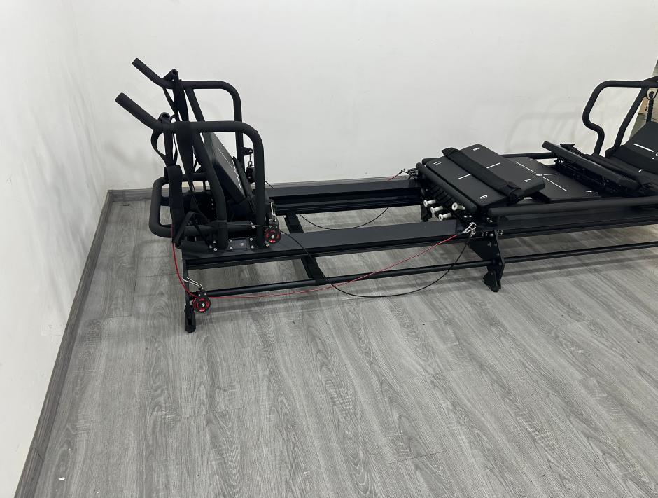 Studio Aluminum Pilates Reformer Mega Machine Equipment for Body Training Pilates Machine